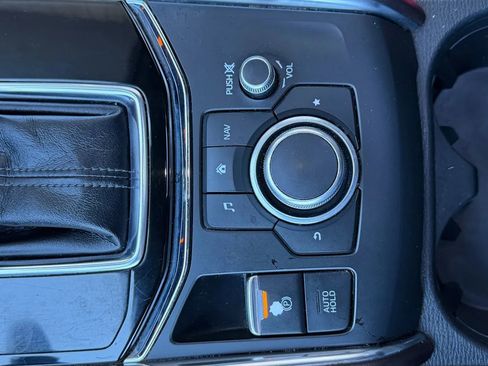 Used 2019 MAZDA CX-5 Signature image 22