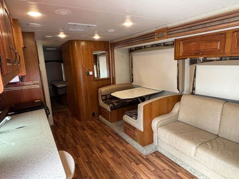 Used 2016 Ford E-450 and Econoline 450 Super Duty w/ Motorhome Prep Package image 23