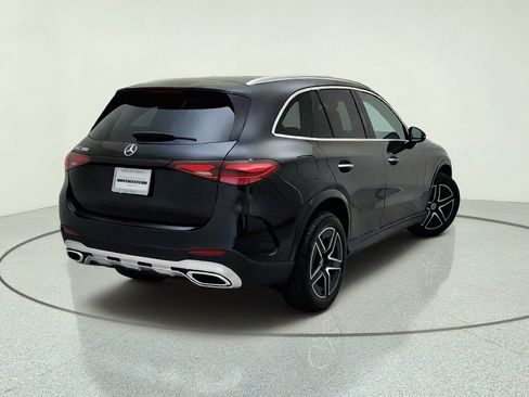 Used 2026 Mercedes-Benz GLC 300 image 9