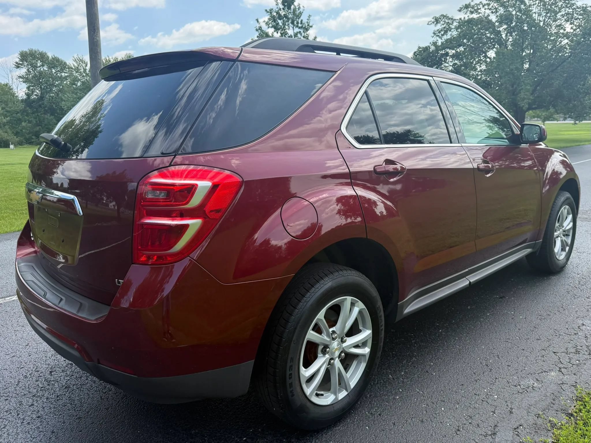 Used 2017 Chevrolet Equinox LT w/ Convenience Package FWD image 6
