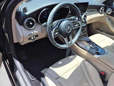 Used 2021 Mercedes-Benz C 300 4MATIC Sedan image 4