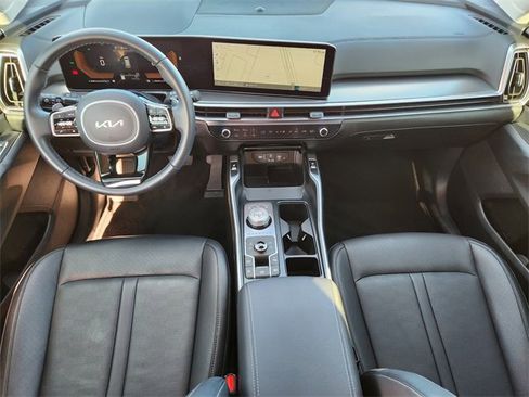 Certified 2025 Kia Sorento EX image 26