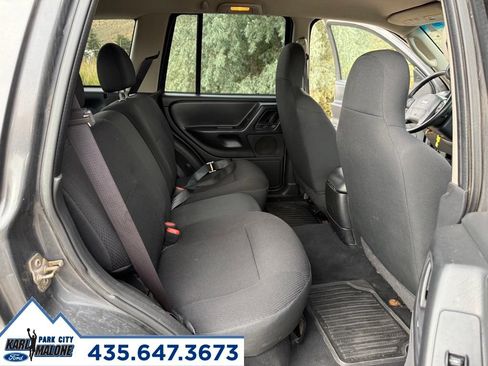 Used 2004 Jeep Grand Cherokee Laredo w/ Convenience Group AWD/4WD image 28