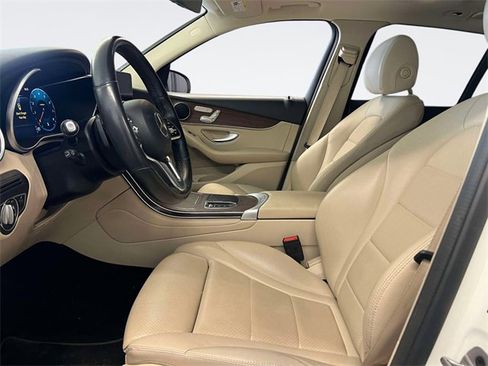 Certified 2022 Mercedes-Benz GLC 300 4MATIC image 17