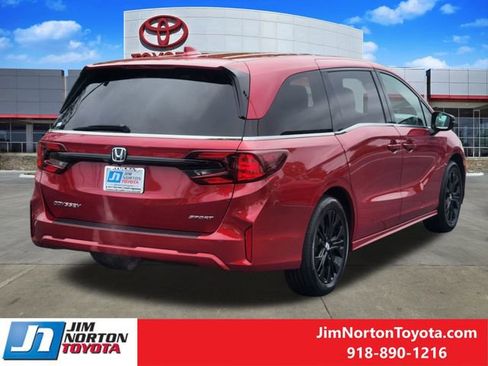Used 2025 Honda Odyssey Sport-L image 5