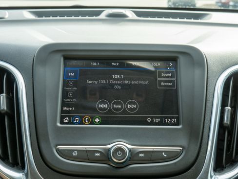 Used 2022 Chevrolet Equinox LT image 15