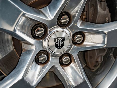 Used 2010 Chevrolet Camaro SS RWD image 48