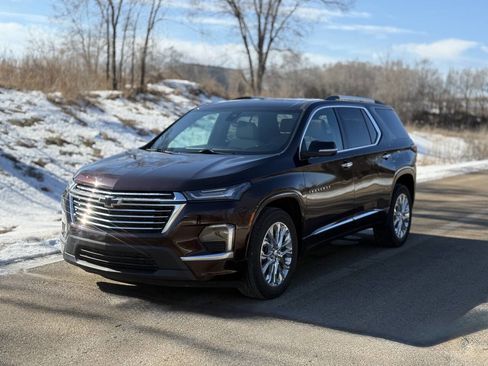 Used 2023 Chevrolet Traverse Premier w/ LPO, Floor Liner Package image 2