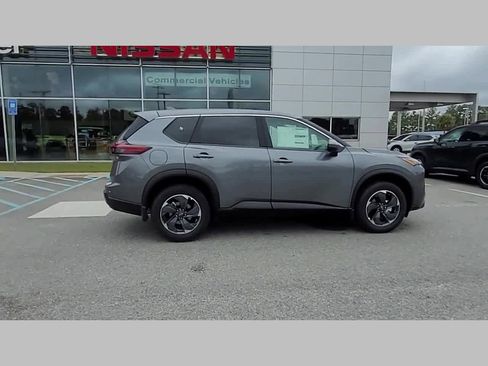 New 2026 Nissan Rogue SV image 34