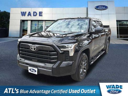 Used 2022 Toyota Tundra SR5 w/ SR5 Premium Package image 1