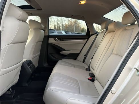 Used 2020 Honda Accord EX-L image 11