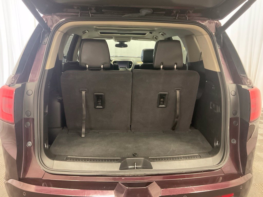 Used 2017 GMC Acadia Denali w/ Technology Package AWD/4WD image 9