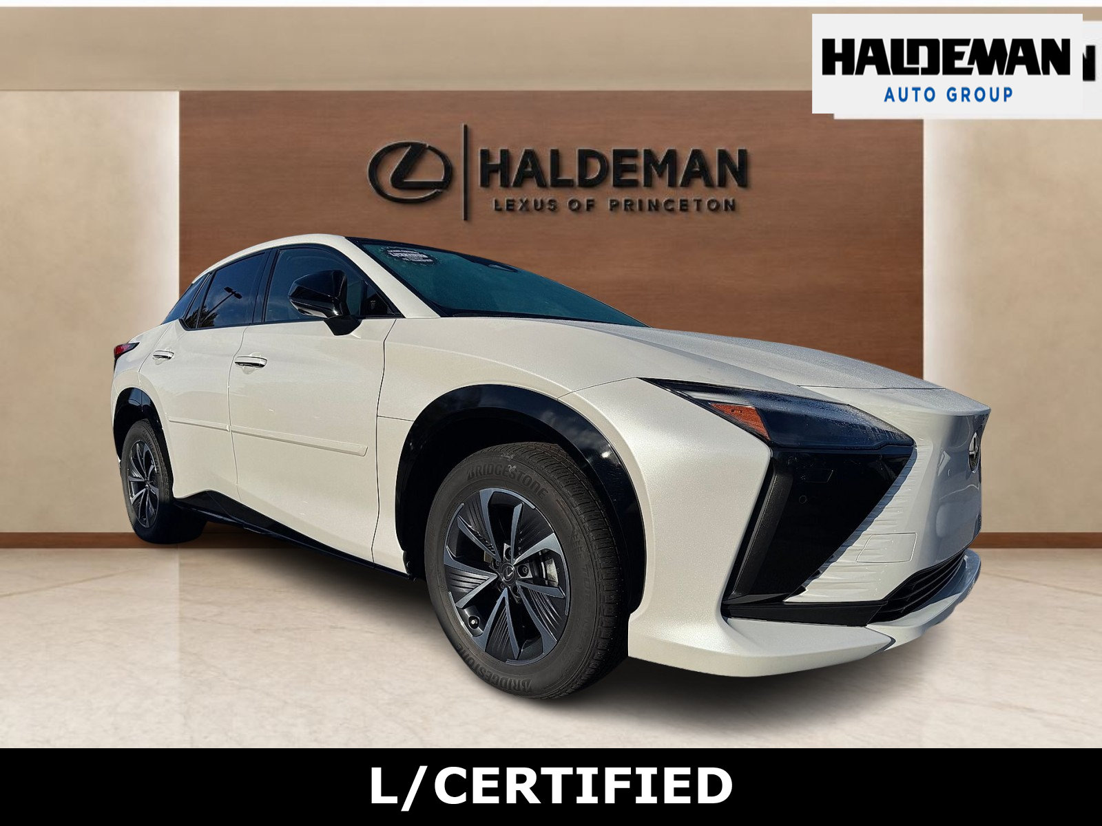 Used 2023 Lexus RZ 450e Premium w/ Accessory Package (2T) AWD/4WD image 1