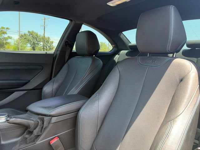 Used 2018 BMW M2 RWD image 10