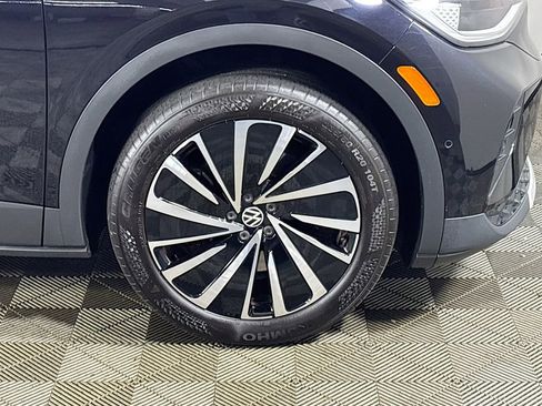 Certified 2023 Volkswagen ID.4 Pro S Plus AWD/4WD image 24