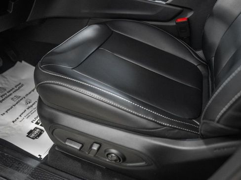 New 2025 Jeep Grand Cherokee Limited image 36