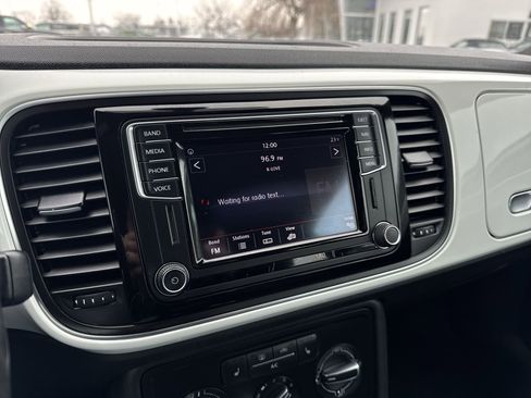 Used 2016 Volkswagen Beetle 1.8T SEL image 13