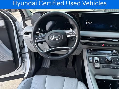 Used 2025 Hyundai Palisade SEL FWD image 15