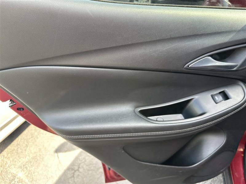 Used 2021 Buick Encore GX Preferred w/ Cold Weather Comfort Package FWD image 10
