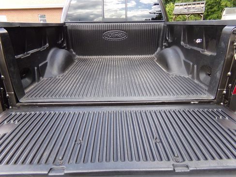 Used 2005 Ford F150 Lariat image 9