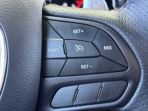 Used 2025 Dodge Durango GT w/ Blacktop Package AWD/4WD image 28