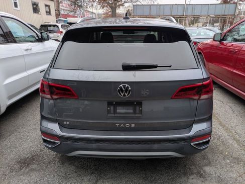 Used 2022 Volkswagen Taos SE image 5