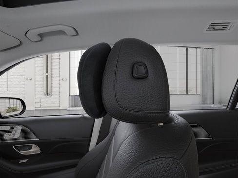 New 2025 Mercedes-Benz GLS 450 4MATIC image 45