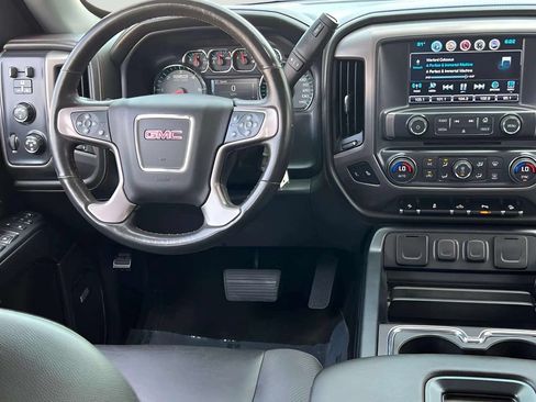 Used 2017 GMC Sierra 1500 SLT AWD/4WD image 8