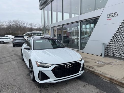 Used 2025 Audi RS 6 performance image 1