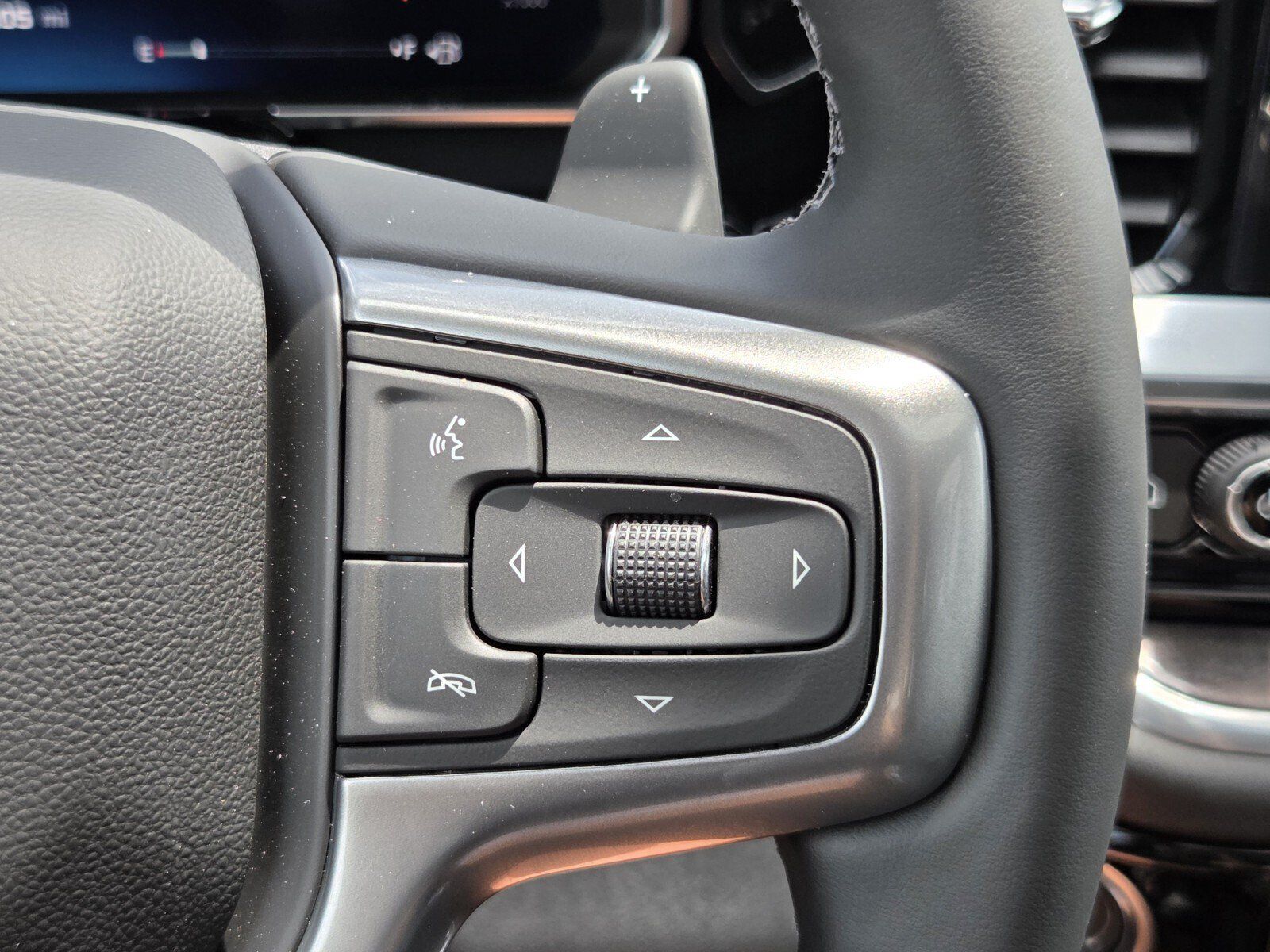 New 2026 Chevrolet Silverado 1500 LTZ w/ Technology Package AWD/4WD image 15