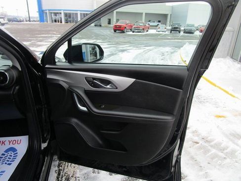 Used 2023 Chevrolet Blazer LT image 24