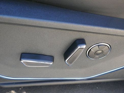 New 2026 Ford F150 Platinum w/ Equipment Group 702A High image 17