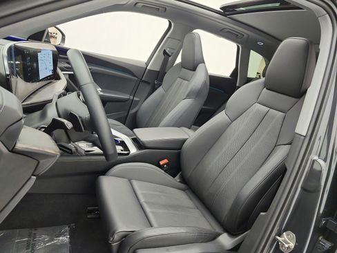 Used 2025 Audi Q5 Premium Plus w/ Premium Plus AWD/4WD image 10