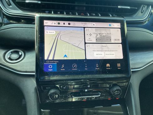 Used 2023 Jeep Grand Cherokee 4xe image 15