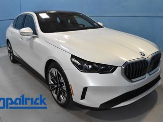 Used 2026 BMW 530i xDrive w/ Executive Package AWD/4WD video 1