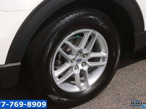 Certified 2025 Ford Explorer Active w/ Active Comfort Package image 7