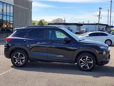 Used 2022 Chevrolet TrailBlazer RS AWD/4WD image 12