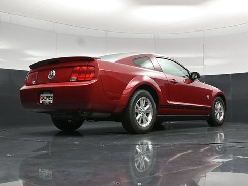 Used 2009 Ford Mustang Coupe RWD image 38