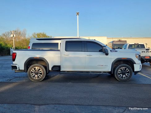 Used 2020 GMC Sierra 2500 AT4 w/ AT4 Premium Package AWD/4WD image 2