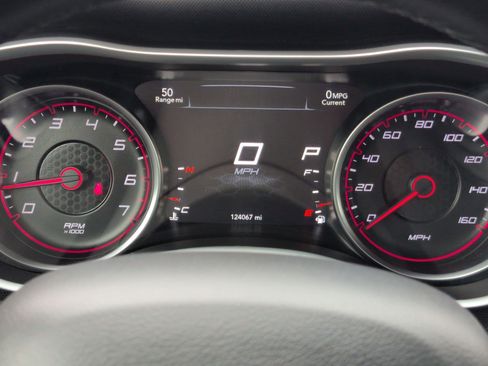 Used 2018 Dodge Charger R/T image 24