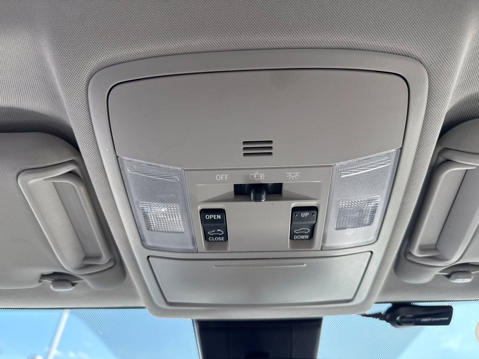 Used 2016 Toyota RAV4 XLE w/ Convenience Package FWD image 22