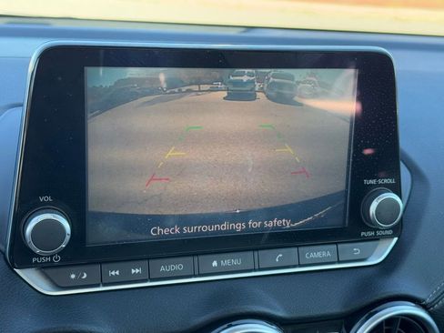 Used 2020 Nissan Sentra SV image 13