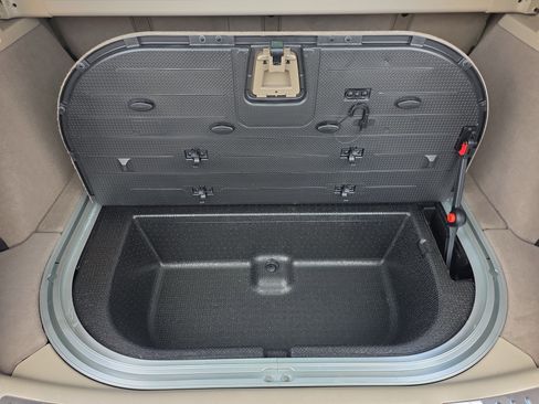 Used 2011 Cadillac SRX Luxury image 39