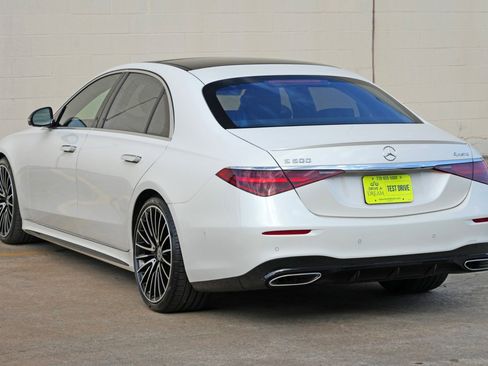 Used 2022 Mercedes-Benz S 500 4MATIC w/ AMG Line Package image 59