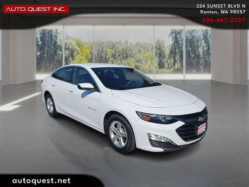 Used 2023 Chevrolet Malibu LT FWD image 3