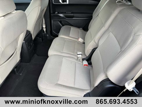 Used 2023 Ford Explorer 2WD image 28