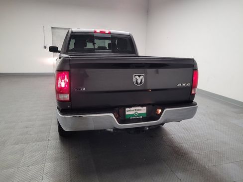 Used 2019 RAM 1500 Classic SLT AWD/4WD image 6