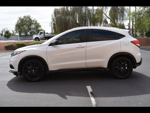Used 2021 Honda HR-V Sport image 4