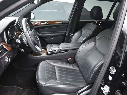 Used 2017 Mercedes-Benz GLS 450 4MATIC image 18