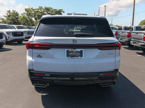New 2026 Buick Enclave Sport Touring w/ Power Package FWD image 8